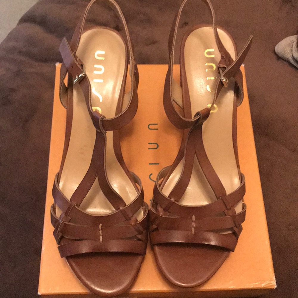 Unisa Dark Brown Wedge Sandals. Never worn.